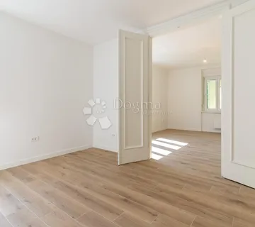 Vrhunski uređen poslovni prostor 110 m² - Donji Grad - Zagreb