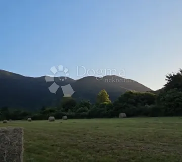 BRUŠANE 7300 m2 - TURISTIČKA NAMJENA - Brušane, Gospić