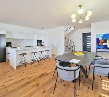 Duplex kuća u Kostreni! - Rožmanići, Kostrena