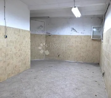 Poslovni prostor Rijeka, širi centar - cover