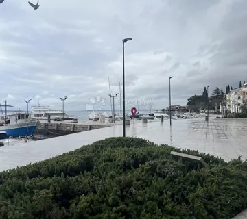 SELCE CRIKVENICA KUĆA NA MORU - cover