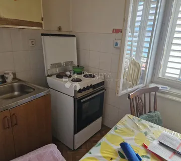 Prvi red u Opatiji s pogledom kao iz hotela - Opatija