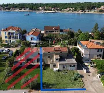 Kamena Kuća 30 Metara Do Plaže! - Novigrad