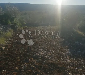 Poljoprivredno zemljište Marina - 19200m2 - cover