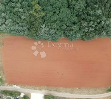 EKSKLUZIVNO: investicijska prilika u Istri, građevinsko zemljište - cover
