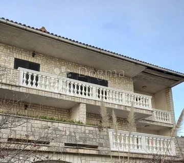 Rijeka, Pehlin, etaža sa pogledom na more - cover