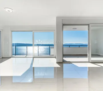 Dramalj, Penthouse - cover