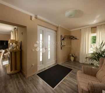 Raj na zemlji, vlastita oaza!  - cover