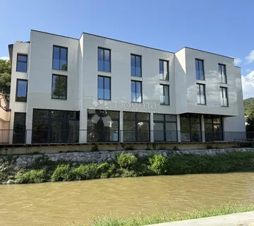 Apartman u Hotelu sa 4* PRILIKA!!! - Crikvenica