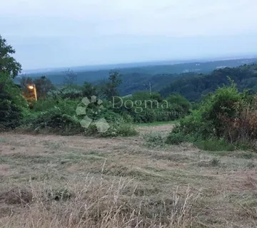 Građevinsko zemljište 1662m² - Klake, Samobor