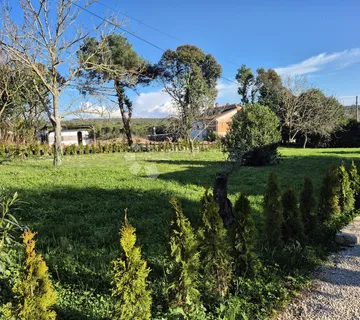 Građevinsko zemljište za višestambenu izgradnju 300m od mora - cover