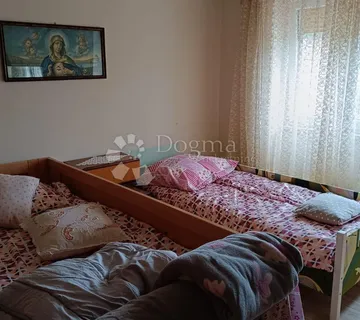 Kastav, dvojna kuća sa garažom - cover
