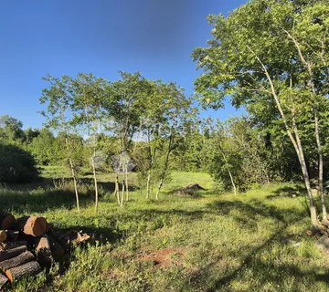 Kombinirano građevinsko 950 m2 +poljoprivredno zemljište  1773 m2 - cover