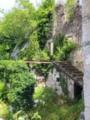 Ruševina s pogledom na more - Grižane, Vinodolska općina