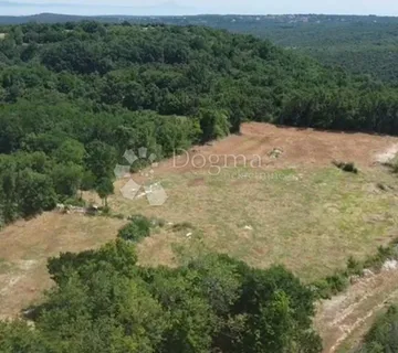 Građevinsko zemljište s otvorenim pogledom - Barban