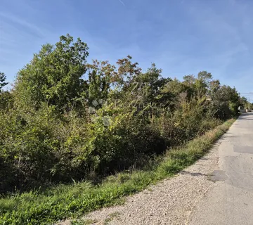 Građevinsko zemljište na atraktivnoj lokaciji – Labin, u blizini starog grada