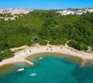 Njivice - Atraktivno Građevinsko Zemljište Za Investitore - Njivice, Omišalj