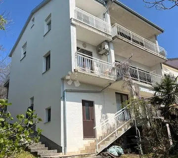 Crikvenica,kuća sa panoramskim pogledom na more