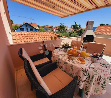 Apartman prvi red do mora – Kožino, 123 m² s terasom i pogledom na more - cover
