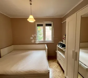 Jadranovo,apartman sa visokim potkrovljem i garažom - Jadranovo, Crikvenica
