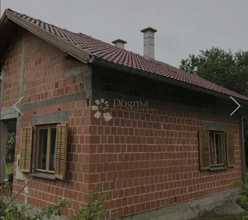 KUĆA S OKUĆNICOM I VELIKIM ZEMLJIŠTEM PODNO VELEBITA - SPOJ PRIRODE I MORA - cover