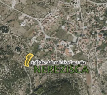 Investicijska prilika - građevna parcela na divnoj lokaciji ! - cover