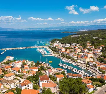 Malinska, luksuzna kuća 240 m2  sa bazenom, prodaja - cover