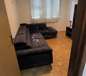 Funkcionalan stan u Vukovaru! - cover