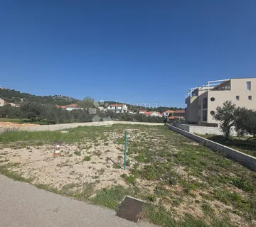 Građevinsko zemljište u Jezerima blizu mora, projekt i dozvola - cover