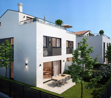 Duplex obiteljska kuća s okućnicom - Poreč  - cover