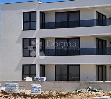 Apartman S9 – apartman s terasom i pogledom na more - cover