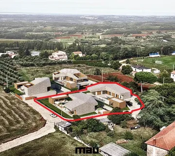 Poreč, idealno zemljište za gradnju dvije luksuzne kuće