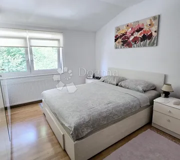 Kuća Nadomak Britanskog Trga - Zagreb