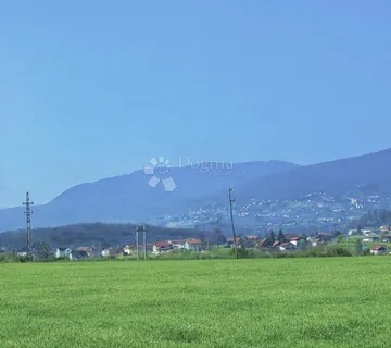 Prostrana građevna parcela i investicijska prilika, 10.988 m² - cover