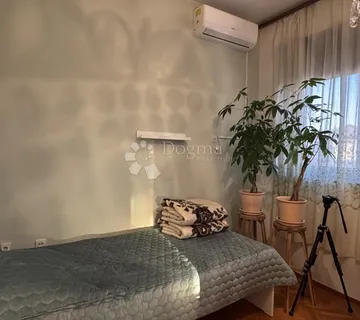 Stan na traženoj lokaciji - cover