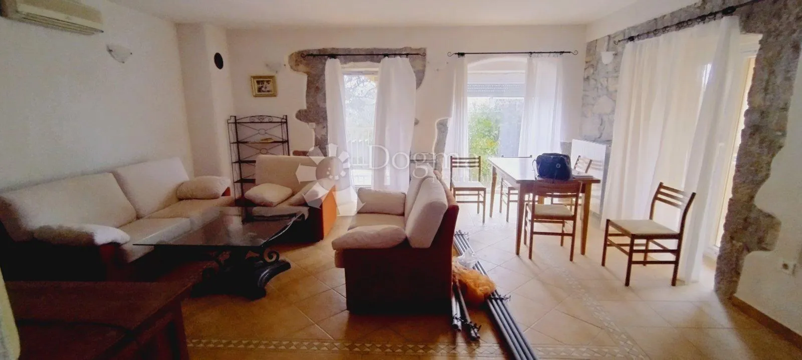 APARTMAN OKOLICA GRADA KRKA - VISOKO PRIZEMLJE - cover