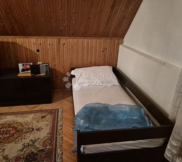 Kuća sa poslovnom zgradom Stubičke Toplice - cover