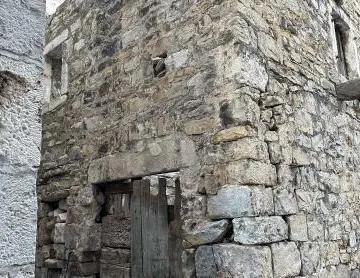 KAMENA STARINA ZA OBNOVU, KAŠTEL SUĆURAC - cover