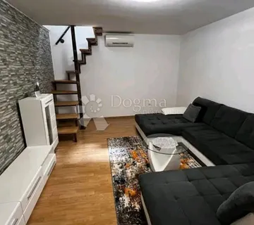 Samostojeća kuća u Bujama - Buje