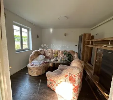 Dva apartmana u privatnoj kući - cover