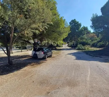 Građevinsko zemljište s pogledom na more – Supetar, otok Brač - cover