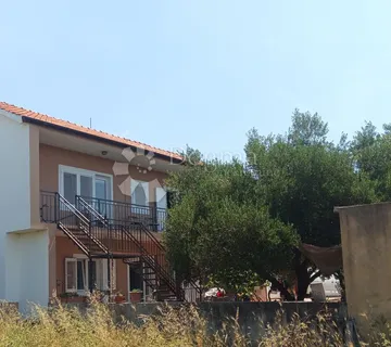 četiri apartmana - 200m od mora - Zaton, Nin