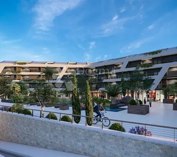 Istra, Prostran Stan Na 1. Katu Svega 150 M Od Mora! -S11 - Poreč