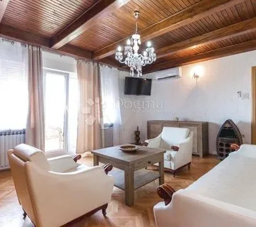 Odličan stan za najam u Kostreni - Šodići, Kostrena