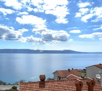 Apartmanska kuća 120 metara od plaže - Novi Vinodolski
