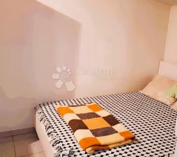 Kuća za odmor ili novi početak - prilagodite je svojim željama! - cover
