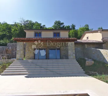 OPATIJA, POLJANE- KUĆA SA DVA DVOETAŽNA STANA DVA BAZENA I PANORAMSKI POGLED! - cover