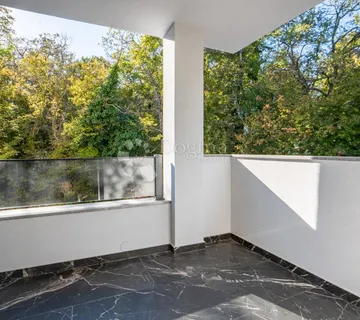 APARTMAN - NOVOGRADNJA - IZUZETNO MIRNA LOKACIJA - cover