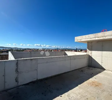 S5 Sukošan – Trosoban stan 87 m² s terasom i loggiom