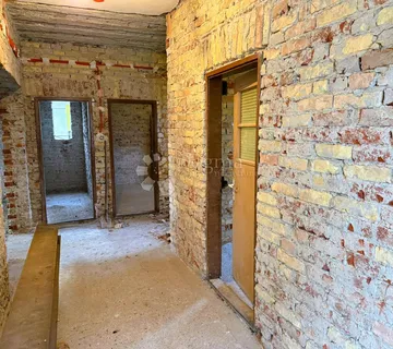 Stvorite dom kakav želite - kuća s puno mogućnosti uređenja - cover